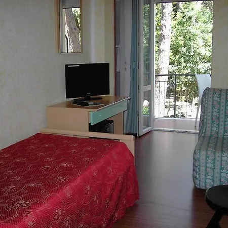 Otel La Tavernetta Dei Ronchi 3*