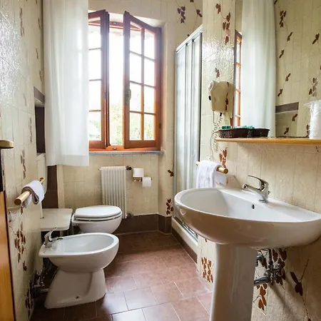 Hotell La Tavernetta Dei Ronchi Marina di Massa